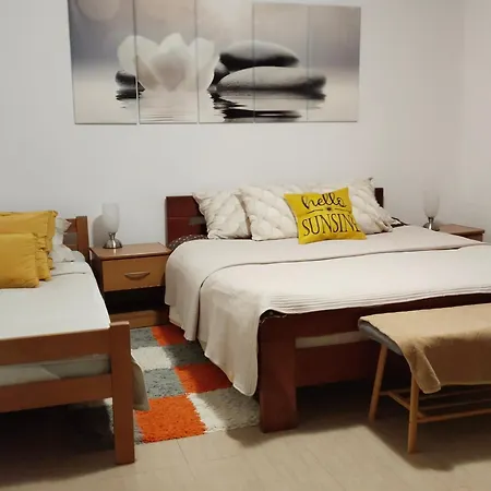 Neda Apartment