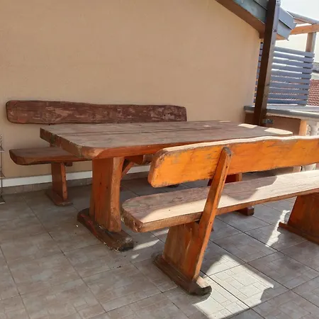 Neda Apartman