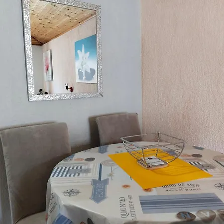 Apartment Neda Pakostane